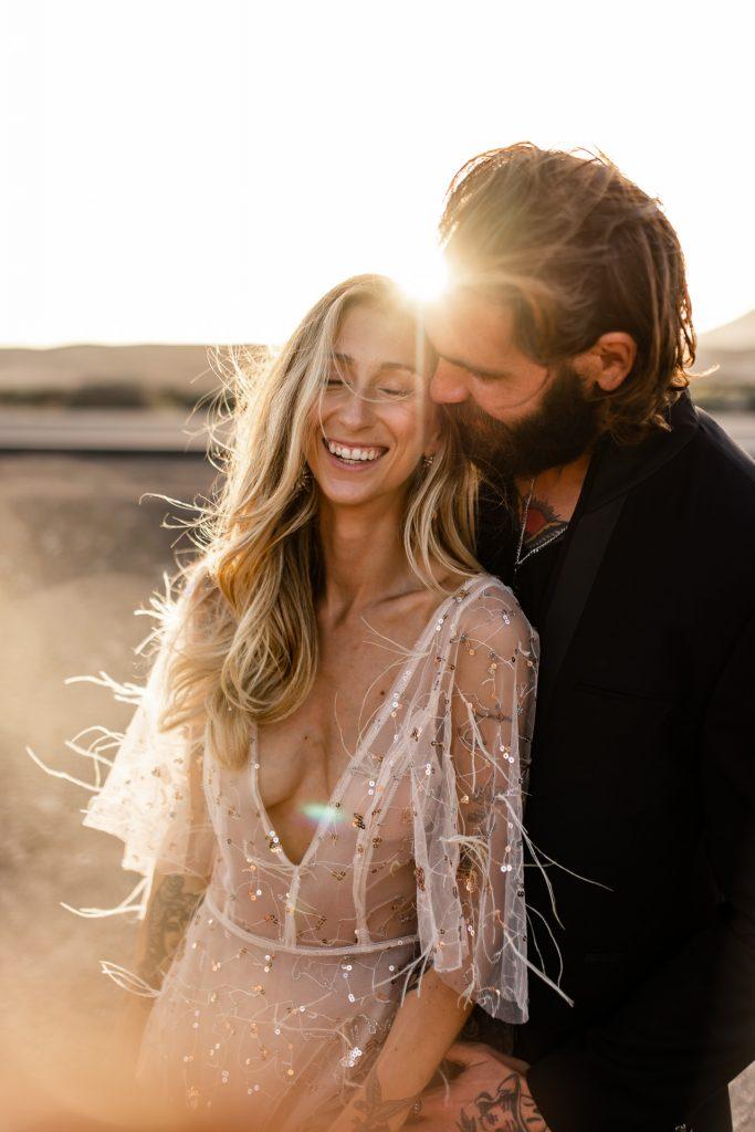 Hochzeit feiern auf Fuerteventura mit Brautkleid von Sedomir Rodriguez de la Sierra