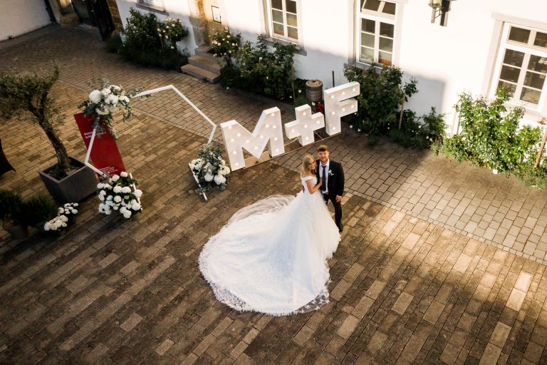 Drohnenfotos von Hochzeit auf Schloss Filseck in Göppingen