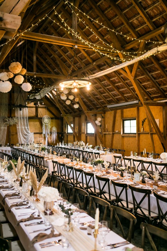 Scheune Wagnershof Neunheim für Boho-Hochzeit dekoriert