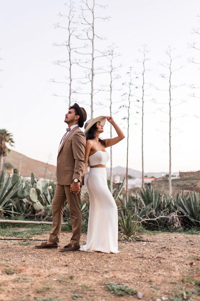 After-Wedding -Shooting auf Fuerteventura mit Brautkleid von geymabodas