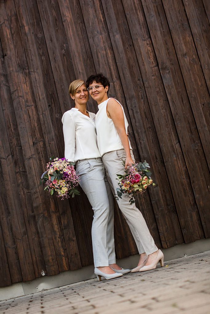 Moderne Hochzeit von zwei Frauen in Öhringen