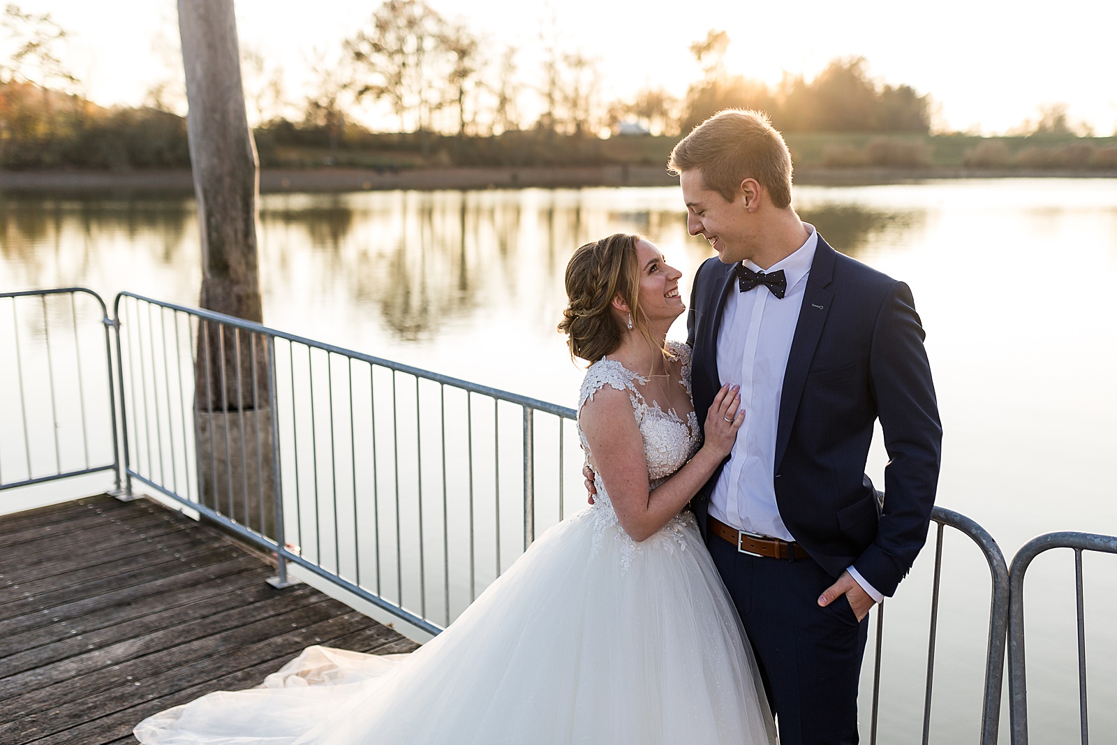 Brautpaarshooting im Herbst am Degenbachsee in Crailsheim