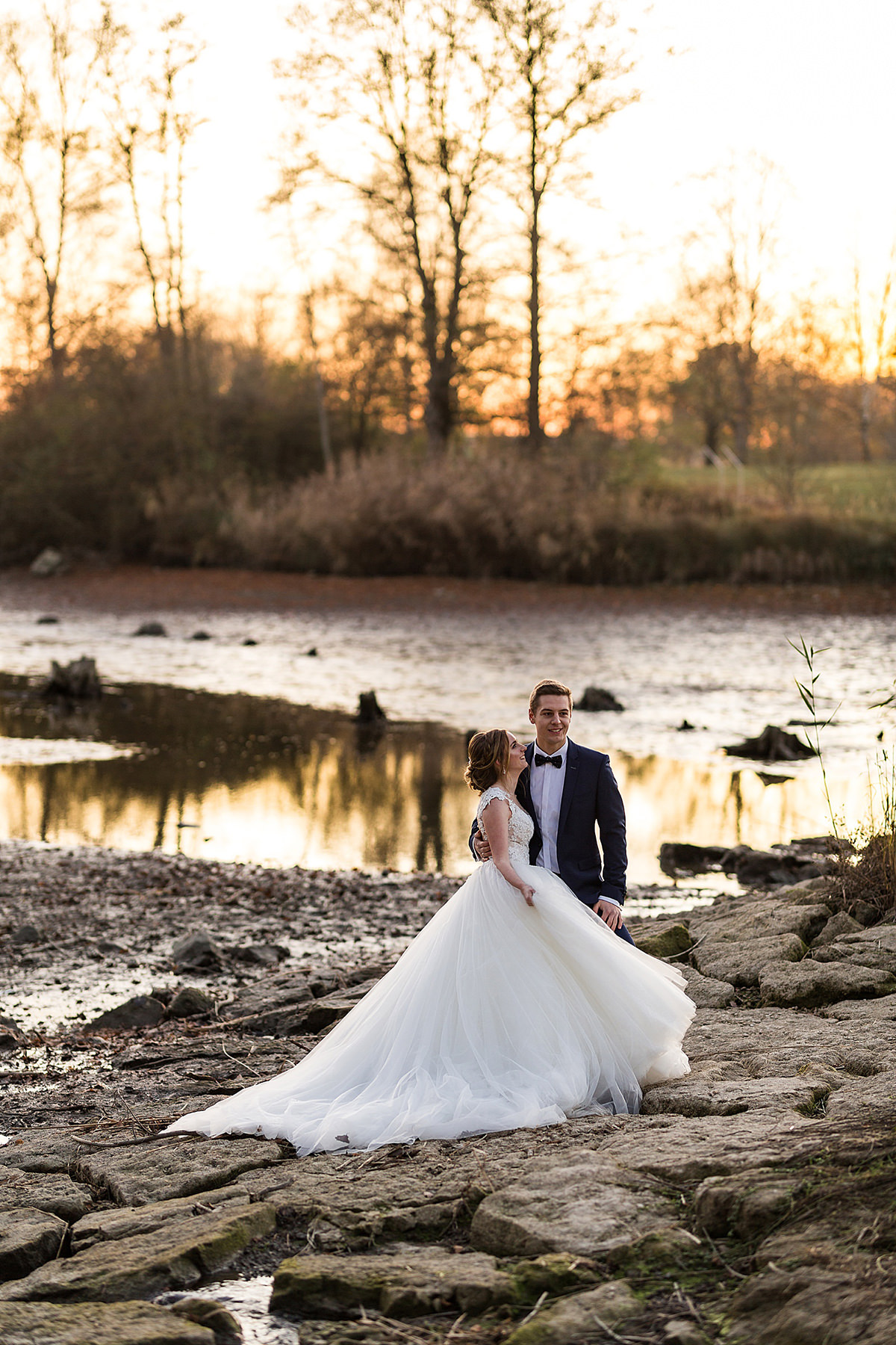 Romantisches After-Wedding-Shooting im Herbst am Degenbachsee in Crailsheim