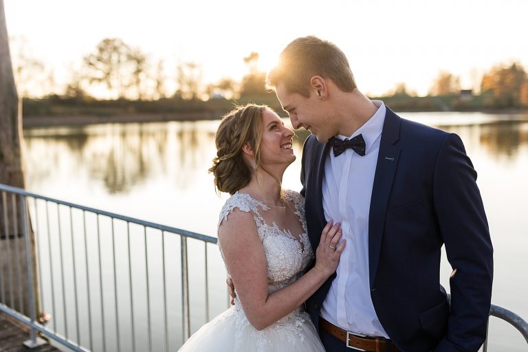 Romantisches After-Wedding-Shooting im Herbst am Degenbachsee in Crailsheim