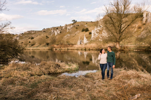 Romantisches Verlobungsshooting im Eselsburger Tal